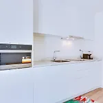 Graceful Studio Apartment 202